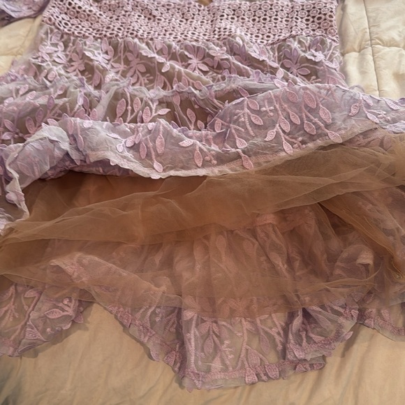 Elegant Lavender Lace Long Sleeve Dress - Picture 7 of 12